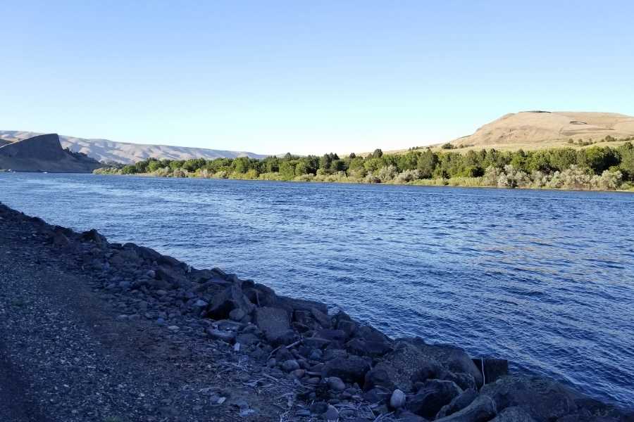 afternoon photo of the Snake River from the Washington side looking into Lewiston Idaho