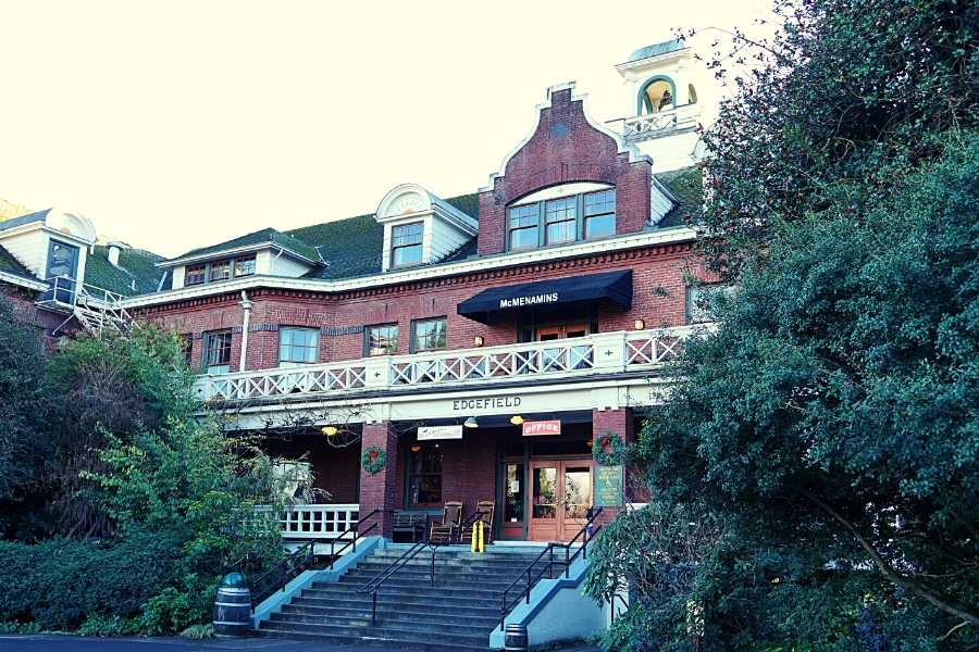 Edgefield Hotel in Troutdale, Oregon