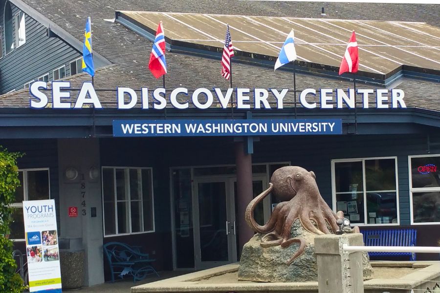 front of Sea Discovery Center in Poulsbo